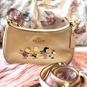 Coach X Peanuts Teri Shoulder Bag With Snoopy And Friends Motif